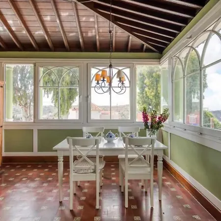 Villa Amplia De Lujo Con Piscina Climatizada *